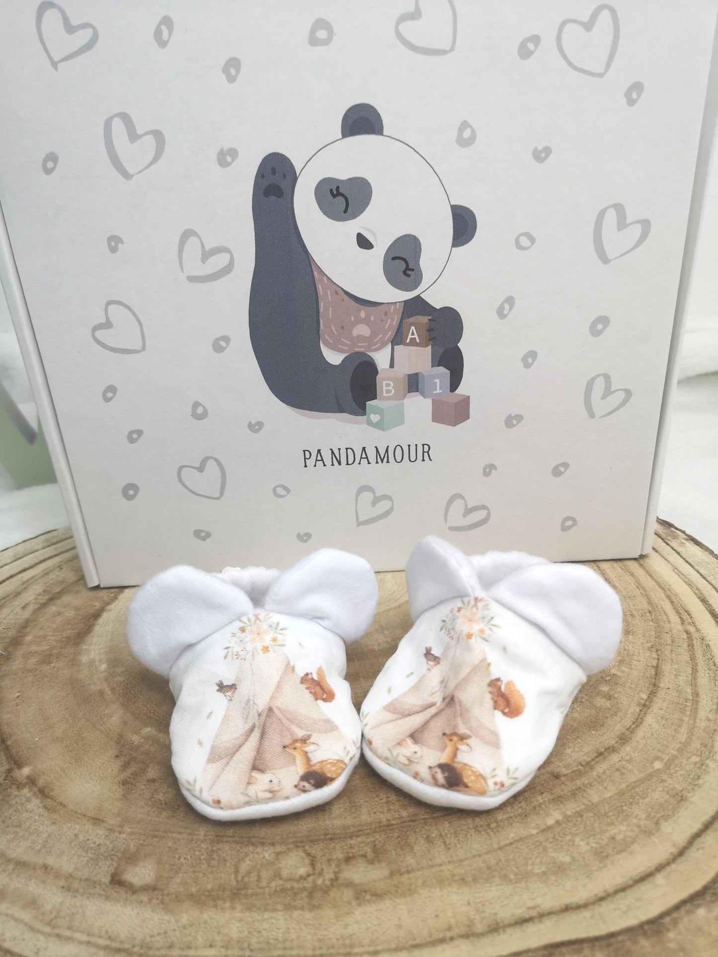 Chaussons bébé thème tipi