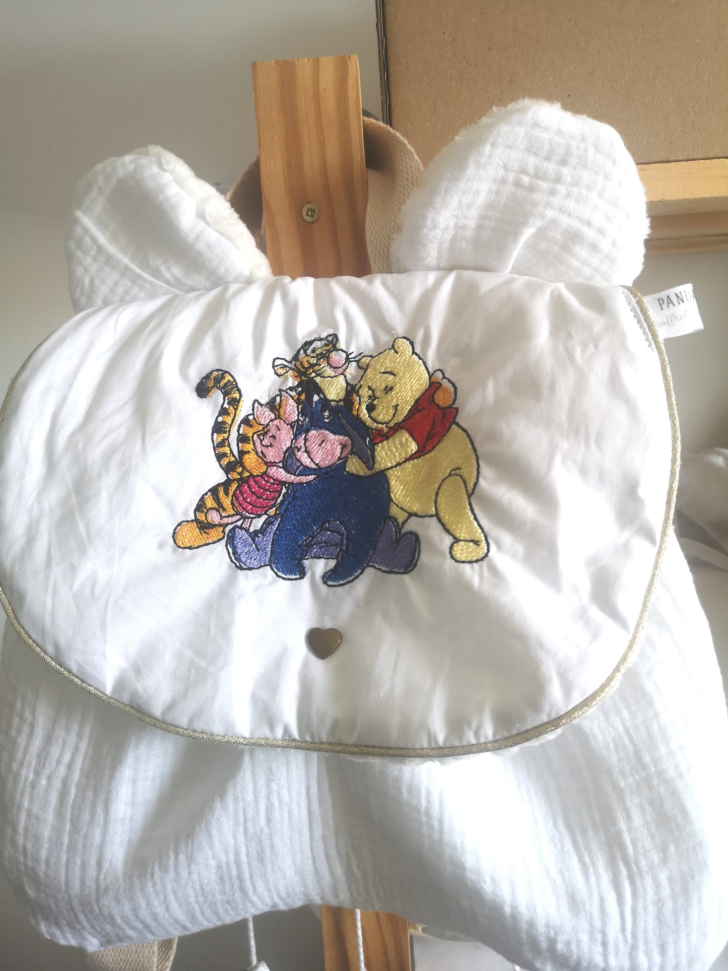 Sac à dos bébé Winnie et ses amis