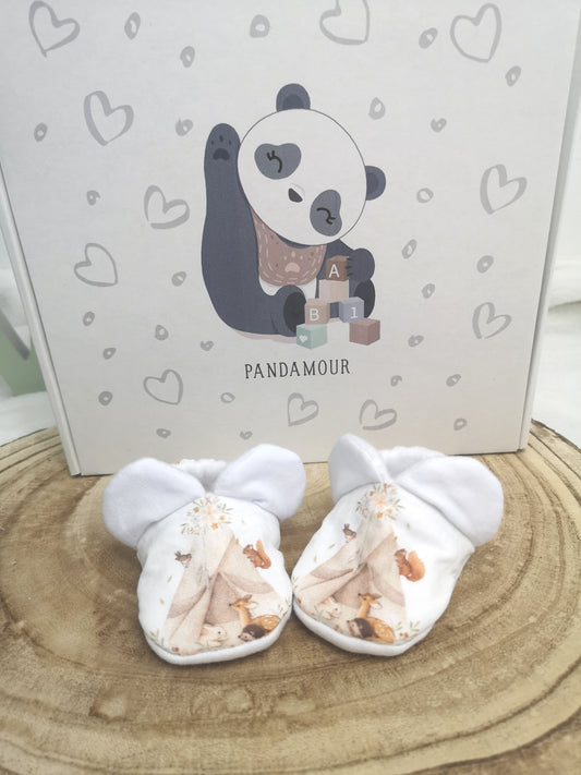 Chaussons bébé thème tipi